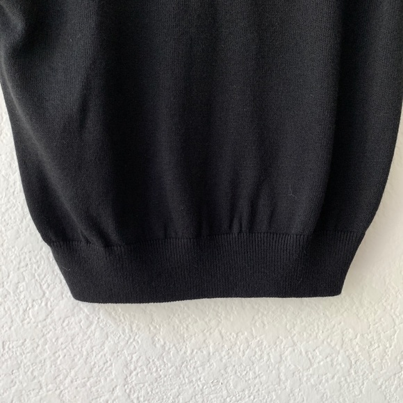 Forever 21 Black Crew Neck Knit Crop Top - Picture 5 of 8